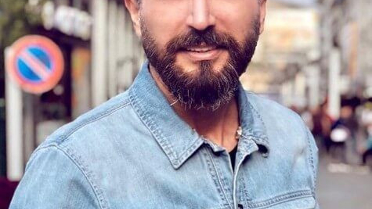 Belediye başkanına yaptığı şarkıyla bilinen Umut Mürare, belediyede işi kaptı