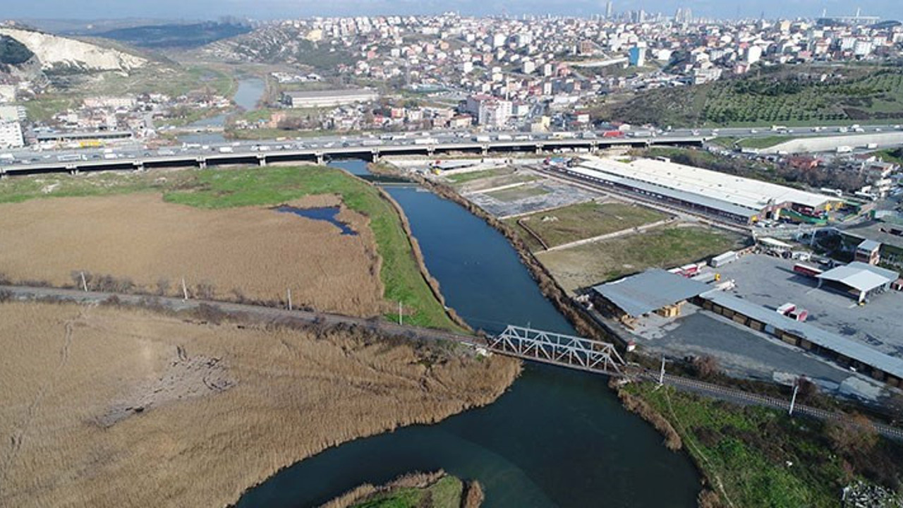 Kanal İstanbul'un bir ihalesi daha sessiz sedasız verildi. Milyarlık proje özel çağrılan şirkete gitti