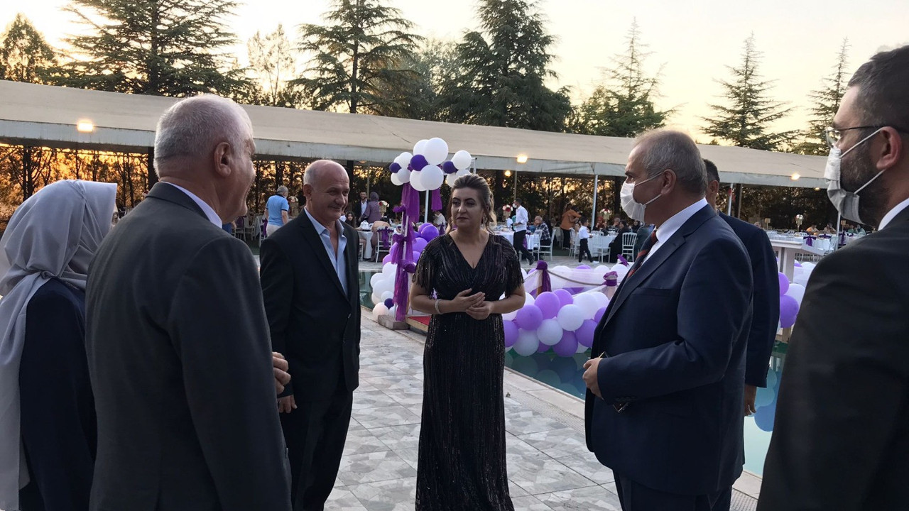 İYİ Partili Ahmet Çelik danışmanı Eda Ertan'ı mutlu gününde yalnız bırakmadı