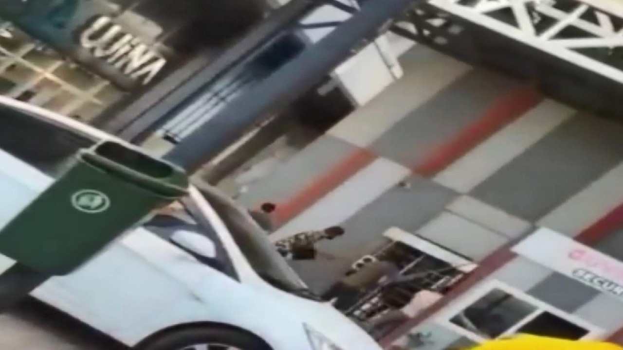 Yabancılar Esenyurt'u savaş alanına çevirdi, güvenliklere saldırdılar! Evlerinden cephanelik çıktı