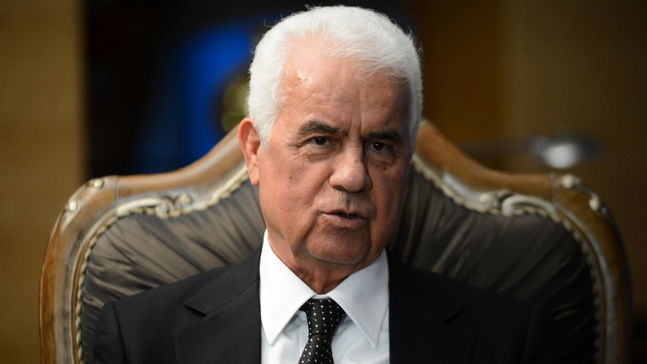 Derviş Eroğlu yoğun bakıma alındı