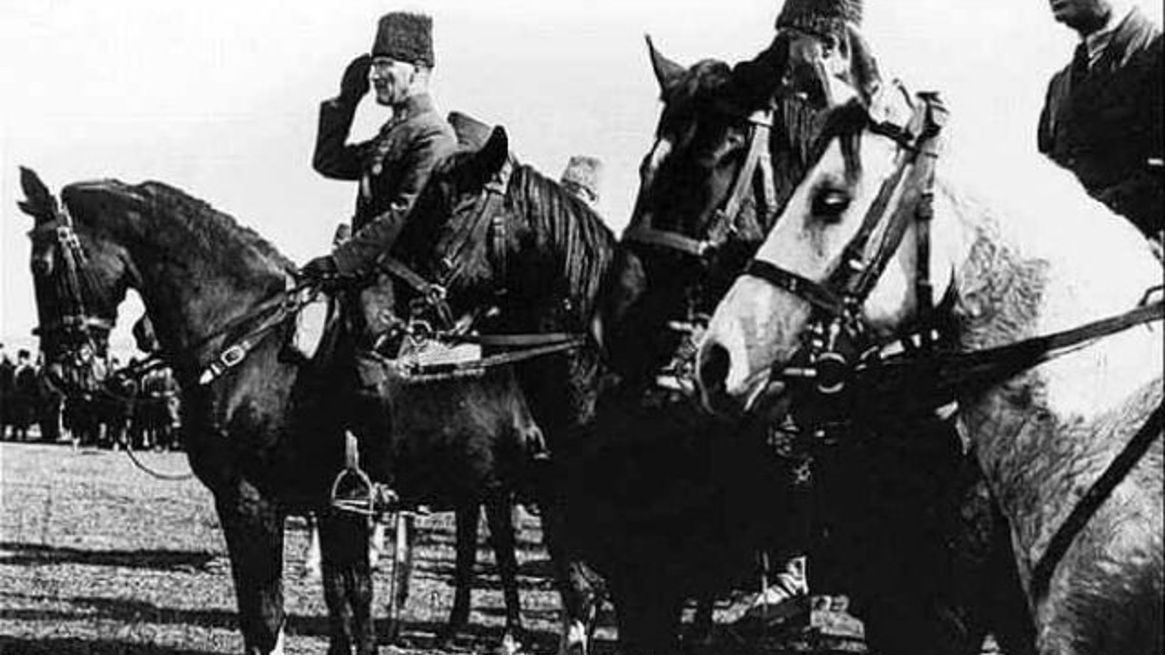 Sakarya’yı anlatan Attila İlhan’ın o şiirinin dizeleri