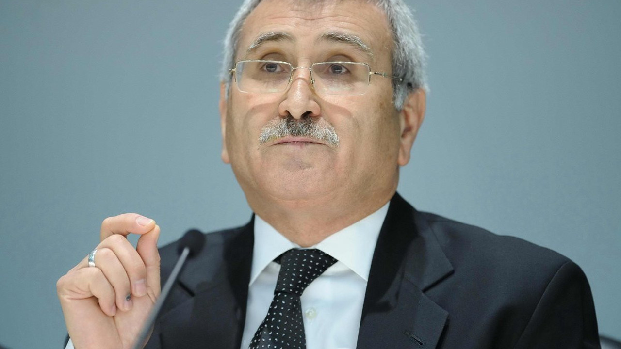 İYİ Partili Durmuş Yılmaz konuşma yaparken elektrikler gidince espriyi patlattılar