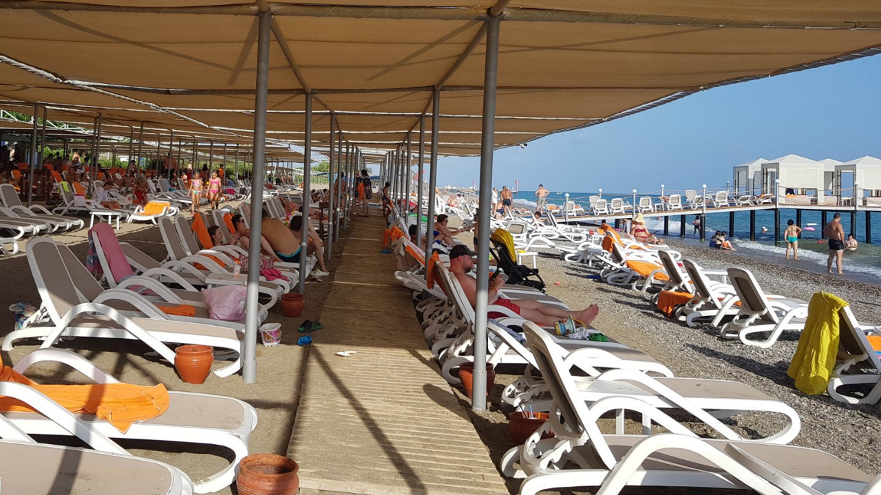 5 yıldızlı otel carettaları öldüren tuzaklarından vazgeçmiyor