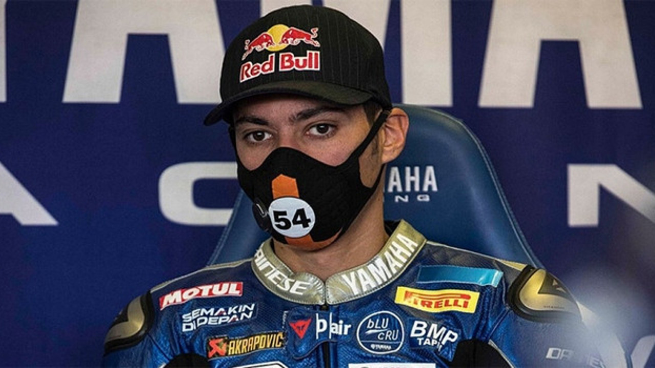 Toprak Razgatlıoğlu Fransa'da 1. oldu