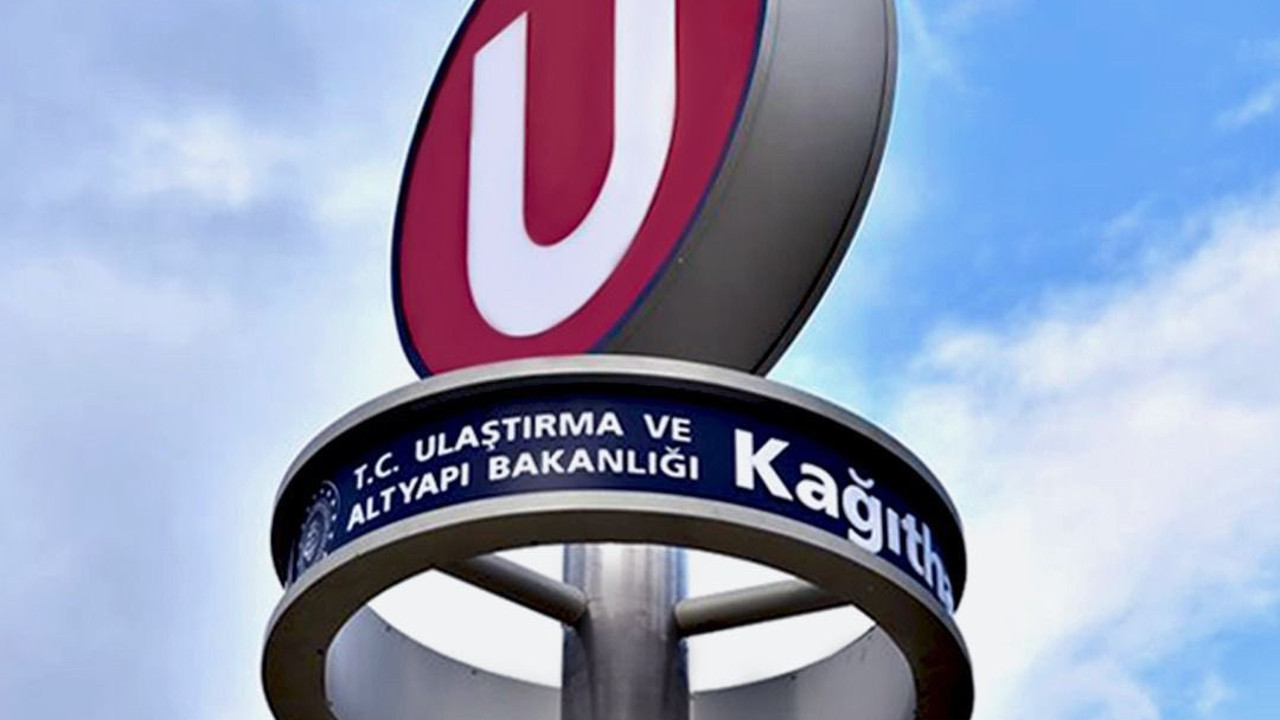 İYİ Parti'den de metro tepkisi: Biz metro yapıyoruz siz simge değişiyorsunuz