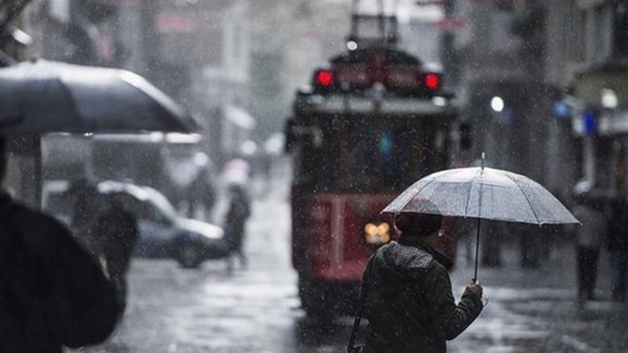Meteoroloji'den İstanbul için sağanak ve kuvvetli rüzgar uyarısı