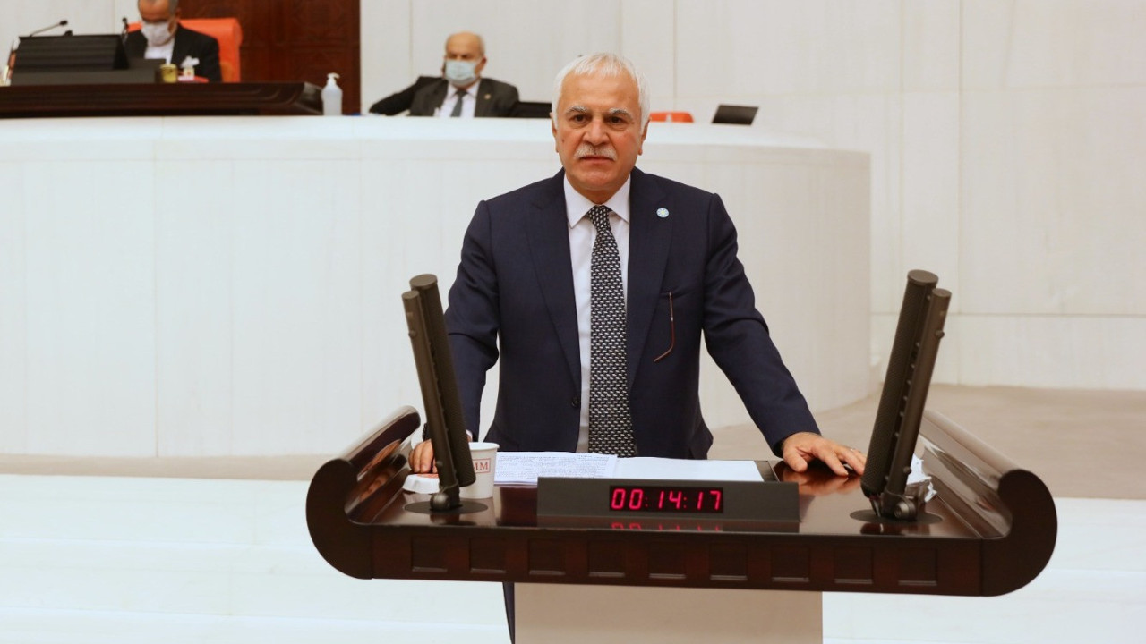 Koray Aydın'dan iktidara sosyal medya tepkisi