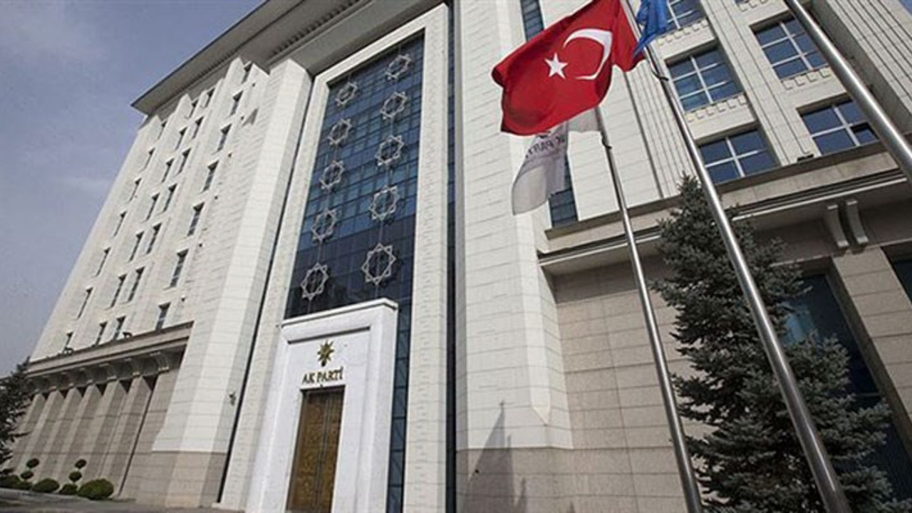 AKP’de büyük yolsuzluk iddiası. İl başkanı partinin parasını cebine indirdi