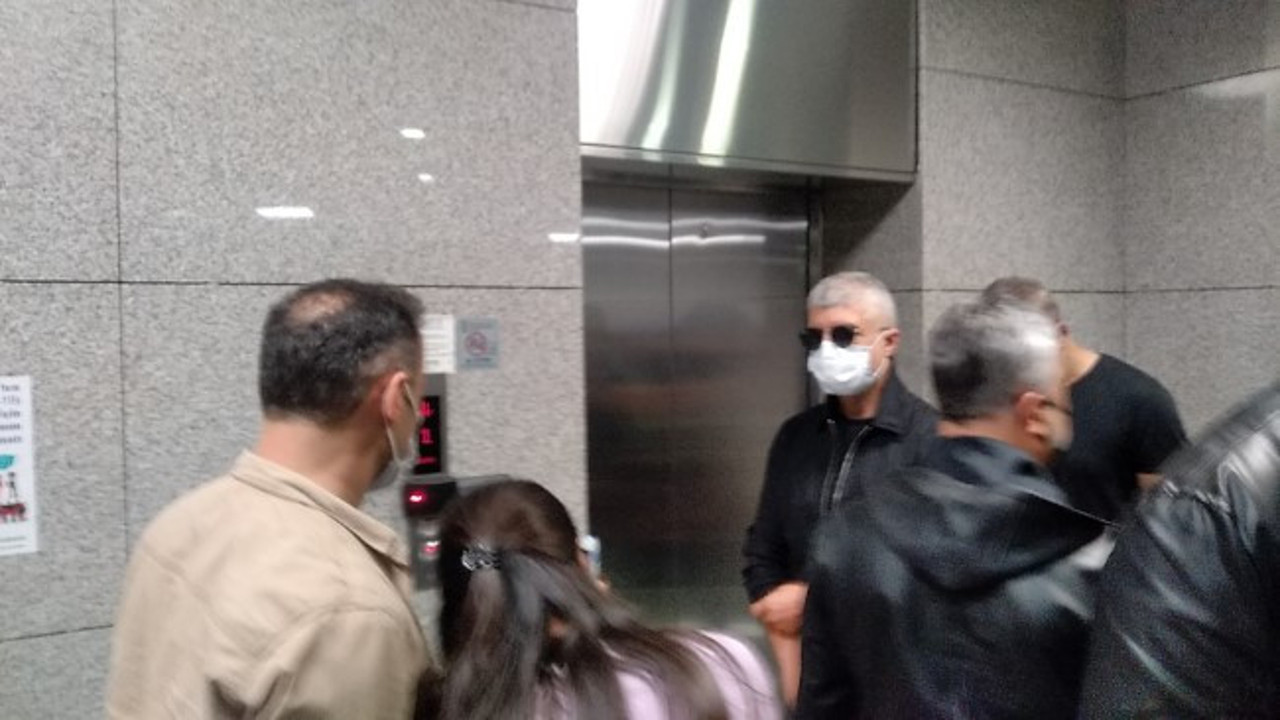 Özcan Deniz 1 yıl 6 aya kadar hapis istemiyle yargılanıyor