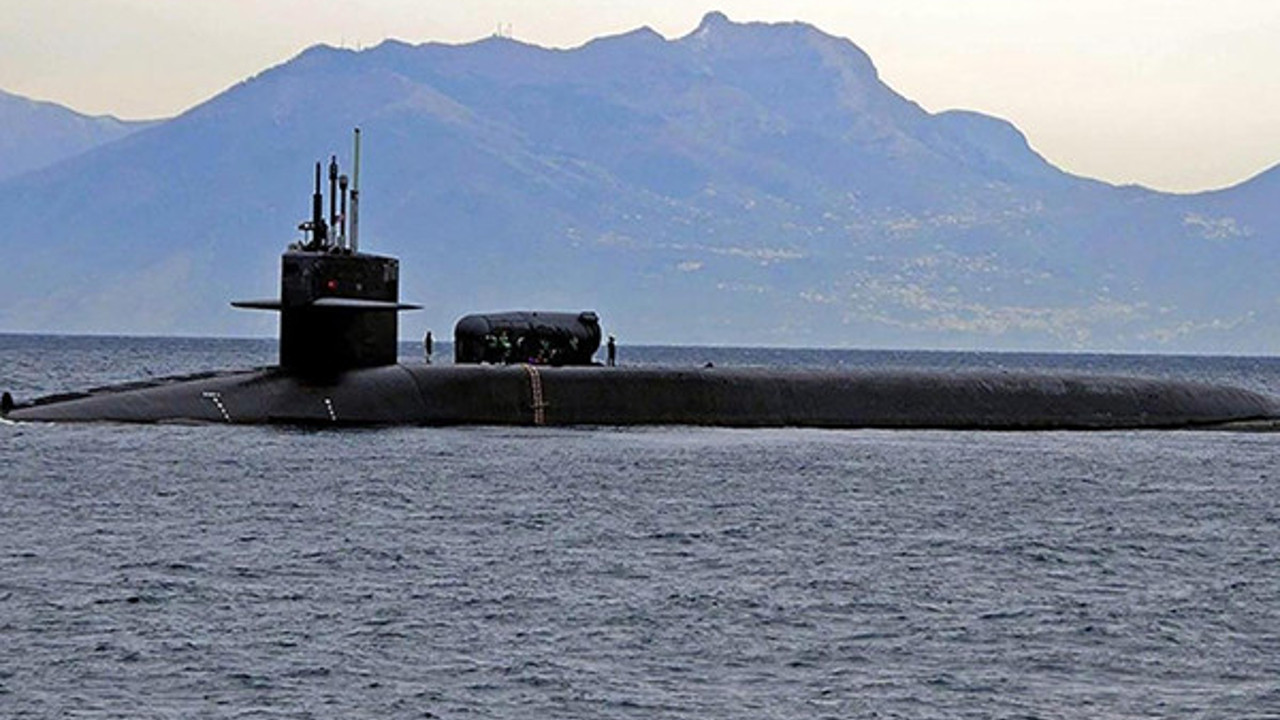 Fransa Savunma Bakanı Senato'da yuhalandı