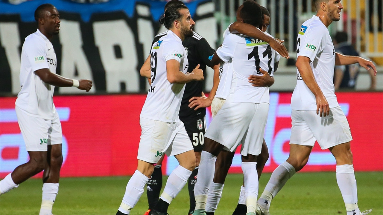 Eksik Beşiktaş liderliği Altay'a kaptırdı