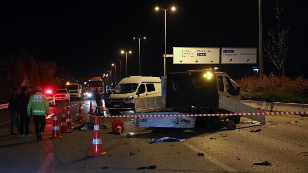 Otomobil belediye işçilerine çarptı: 1 ölü, 3 yaralı