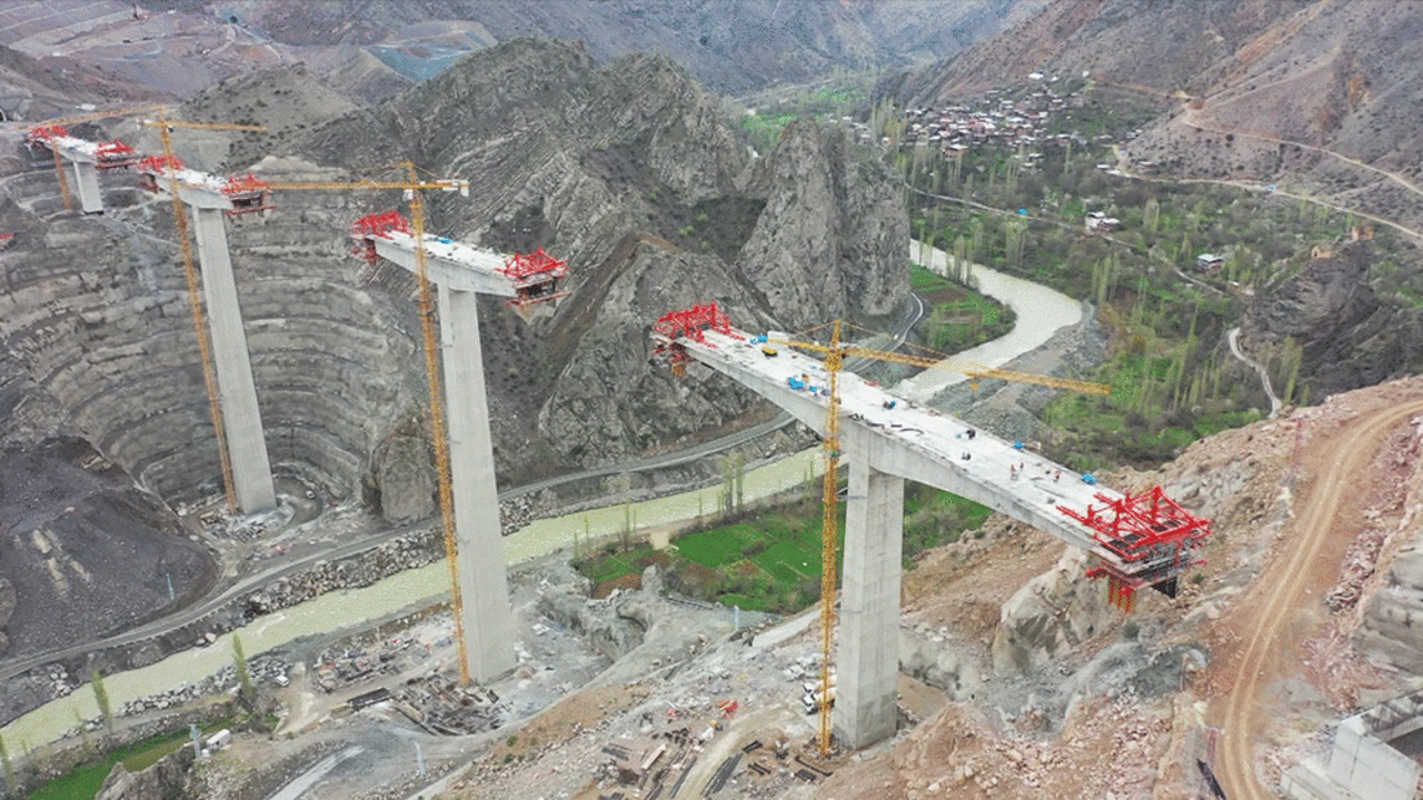 En yüksek ayaklı 2'nci viyadük açılıyor