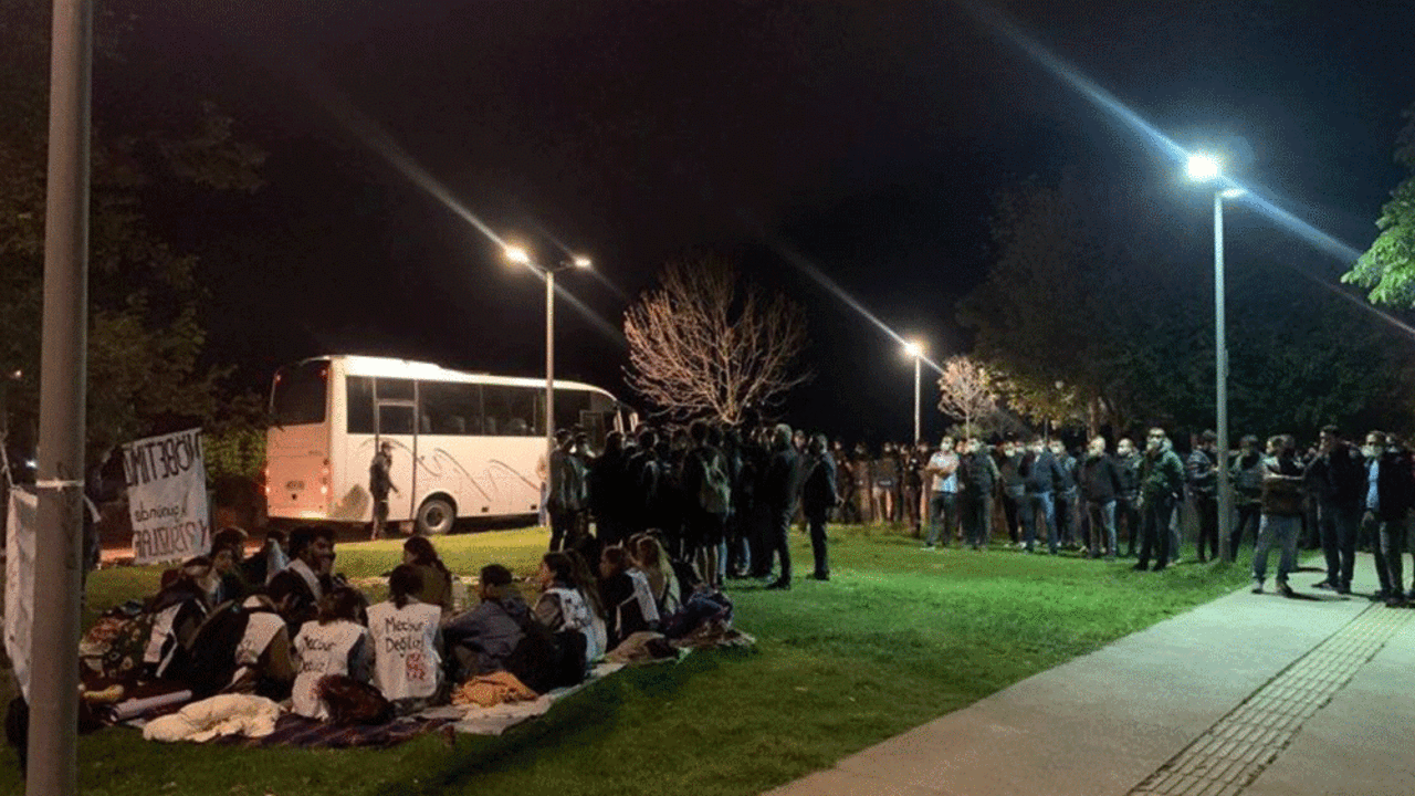 Valilikten gözaltına alınan öğrencilerle ilgili açıklama