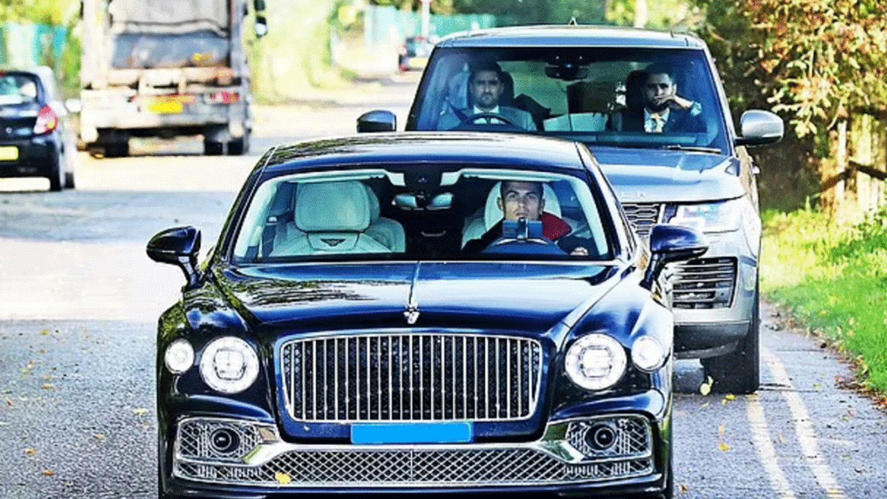 Ronaldo'nun şoförü benzin kuyruğunda