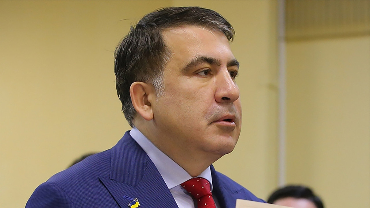 Eski Gürcistan Cumhurbaşkanı Saakaşvili ülkesine döndüğünü açıkladı