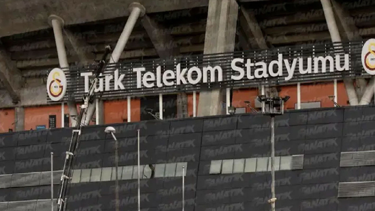 Ali Sami Yen'de Türk Telekom yazısı kaldırıldı