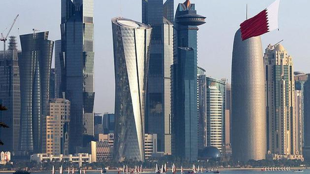 Katar ilk kez seçime gitti