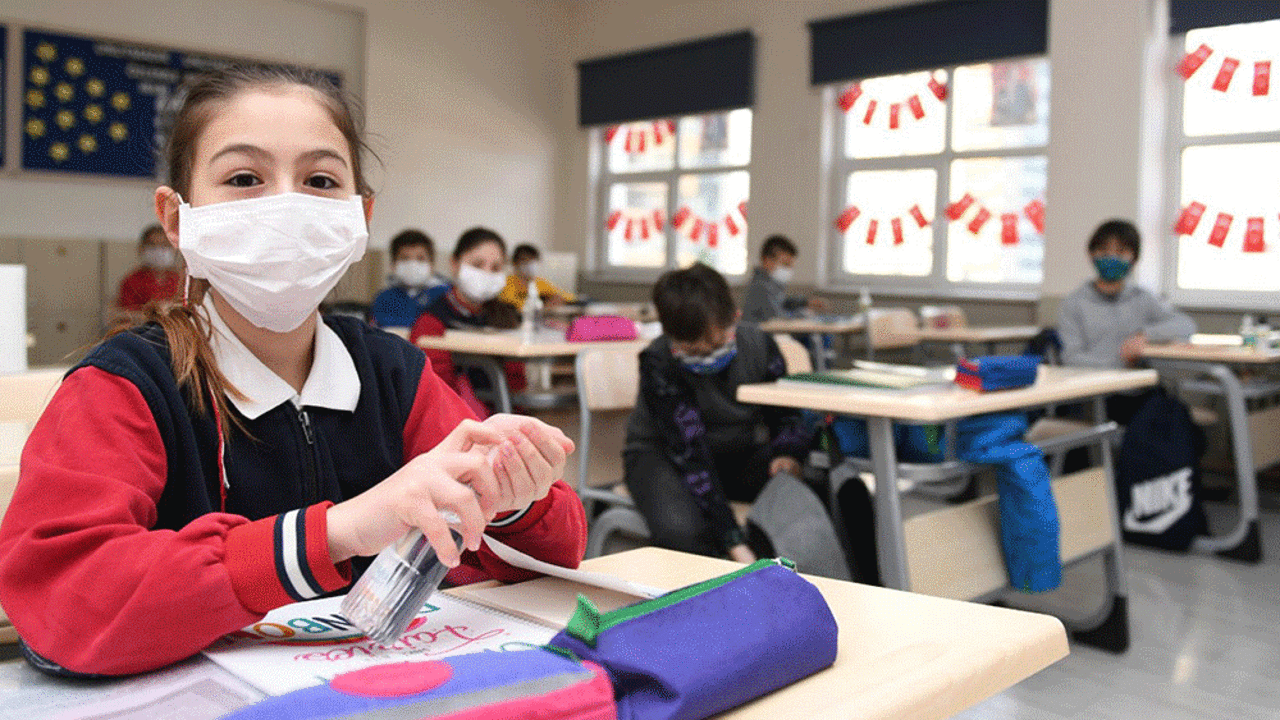 Öğrenciler için karantina sürelerinde değişiklik