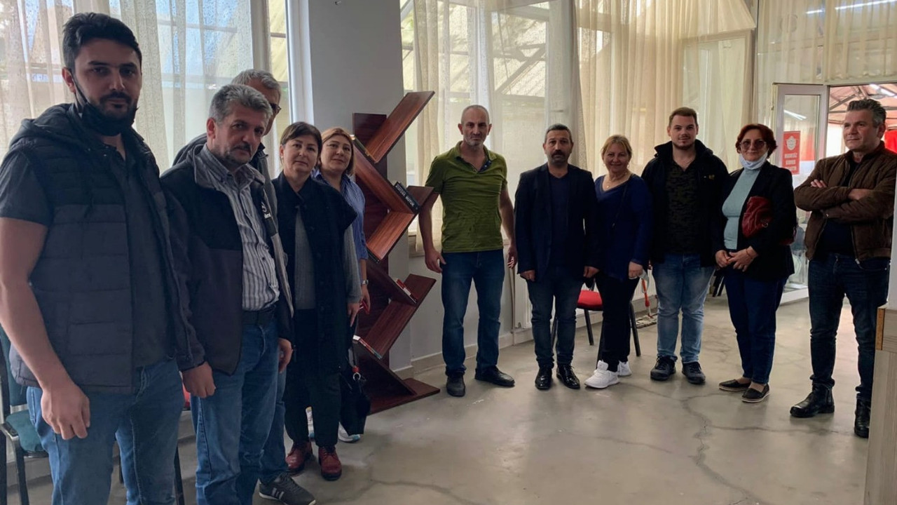 İYİ Partililerden örnek proje: Adım başı kütüphane