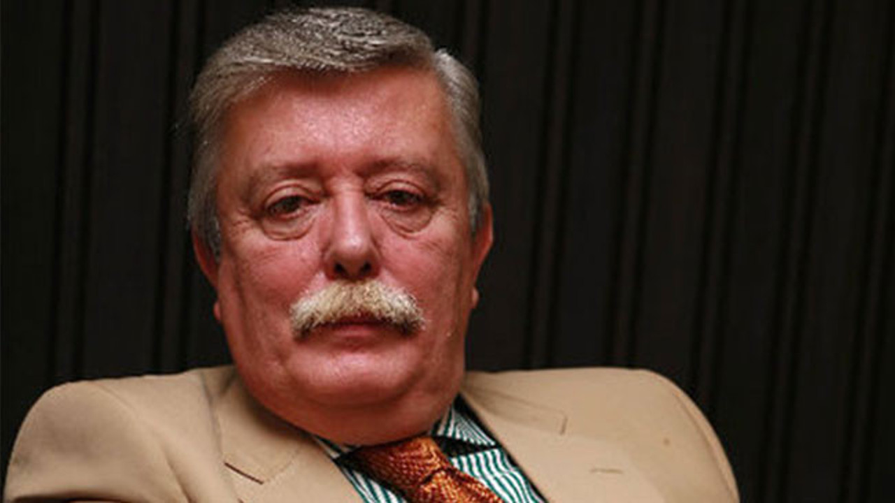 Meral Akşener’e Manukyan üzerinden hakaret etmişti! İktidarın sesi Aziz Üstel'in ahlaksız mesajları ifşa oldu