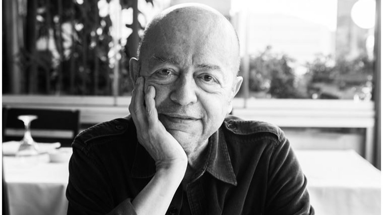 Ünlü yazar hastaneye kaldırıldı