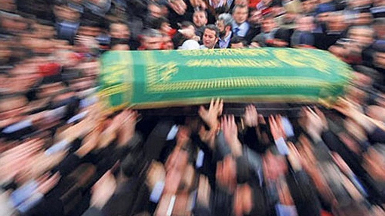 Medya dünyasının acı kaybı. Altan Demirkol hayatını kaybetti