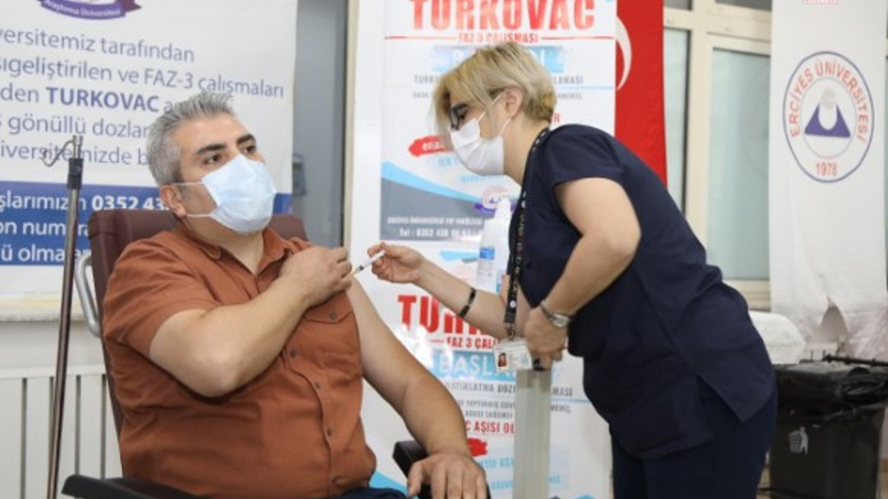 TURKOVAC, 2 Doz Sinovac aşısı olmuş gönüllülere 3. Doz olarak uygulanmaya başlandı