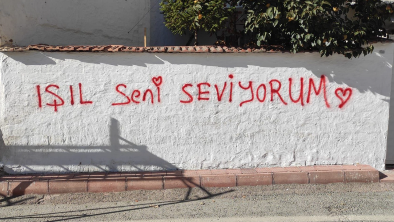 Gri pasaport skandalı ile ünlü AKP'li belediye aşk esprisini patlattı