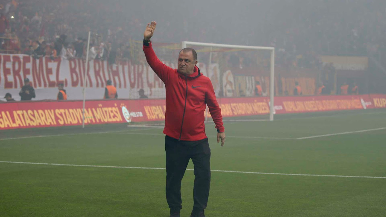 Galatasaray'dan Beşiktaş derbisi öncesi flaş hamle. Terim istedi, yönetim kabul etti