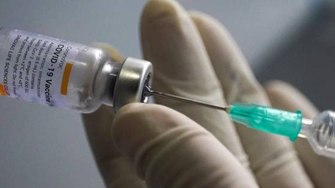 İki doz Sinovac aşısı olanlar için yeni karar