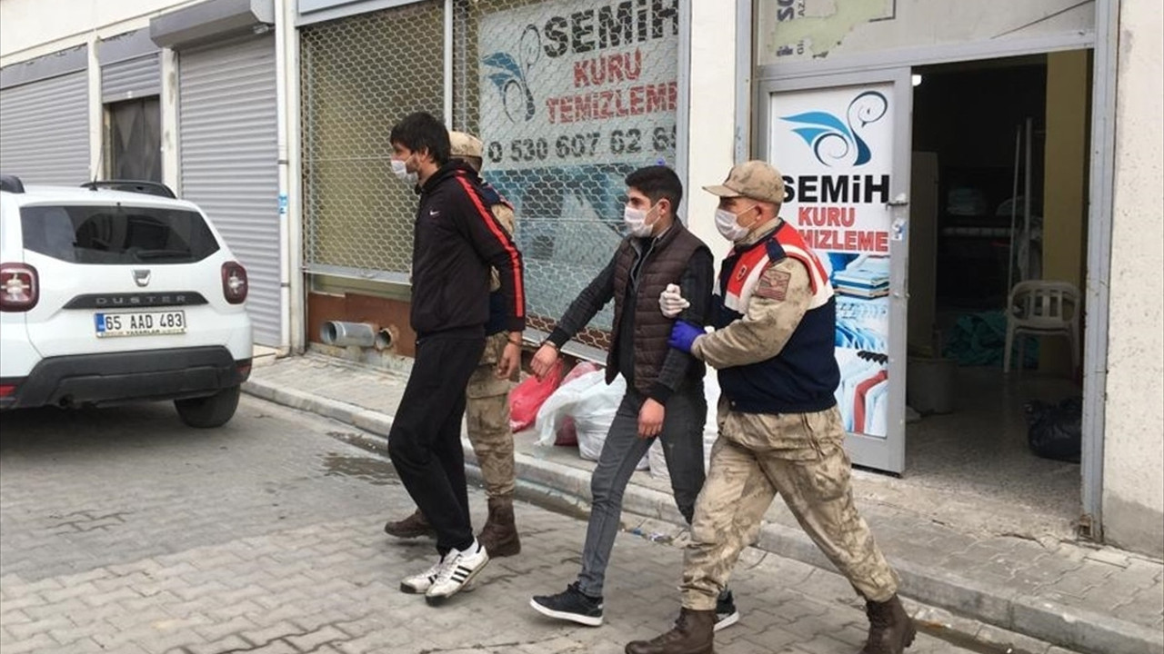 Van'da 33 kaçak göçmen yakalandı
