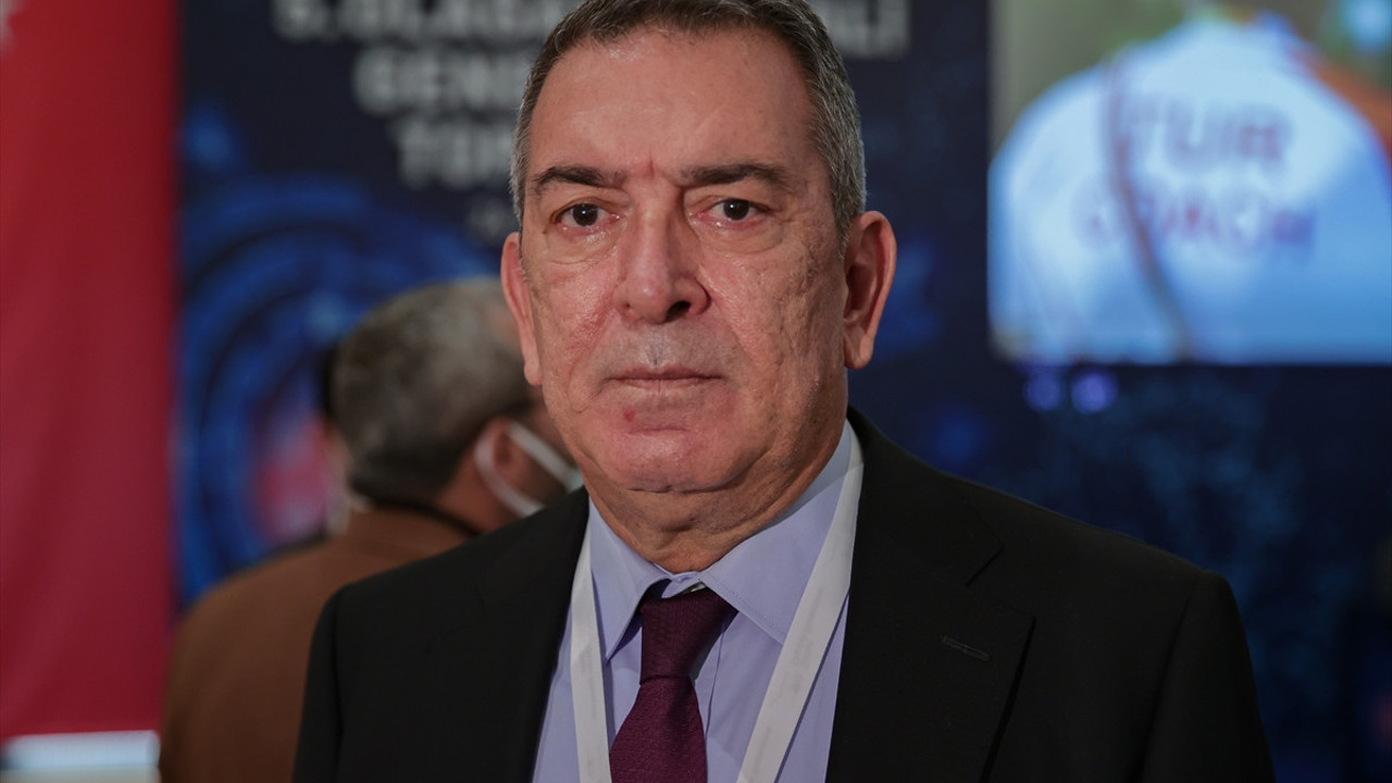 Abdullah Topaloğlu yeniden Okçuluk Federasyonu Başkanlığı'na seçildi