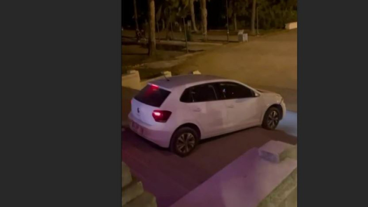 Alkollü kadın aracıyla merdivenden inmeye çalıştı