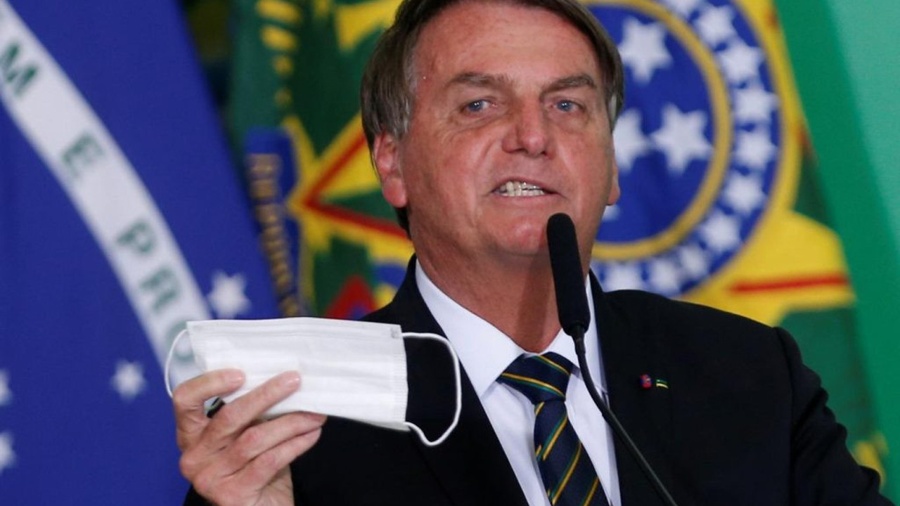 Bolsonaro'nun 9 suçla itham edildiği rapora onay