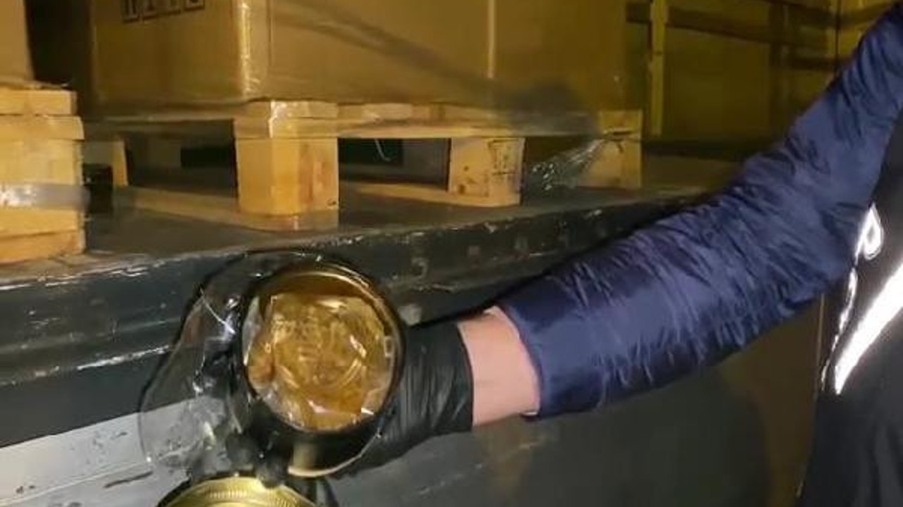 İstanbul polisinden nargile tütün baskını