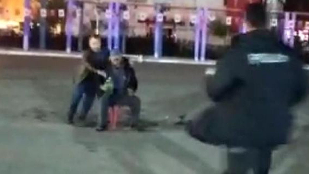 Arkasından sessizce yanaşıp ölüm yanışını engelledi