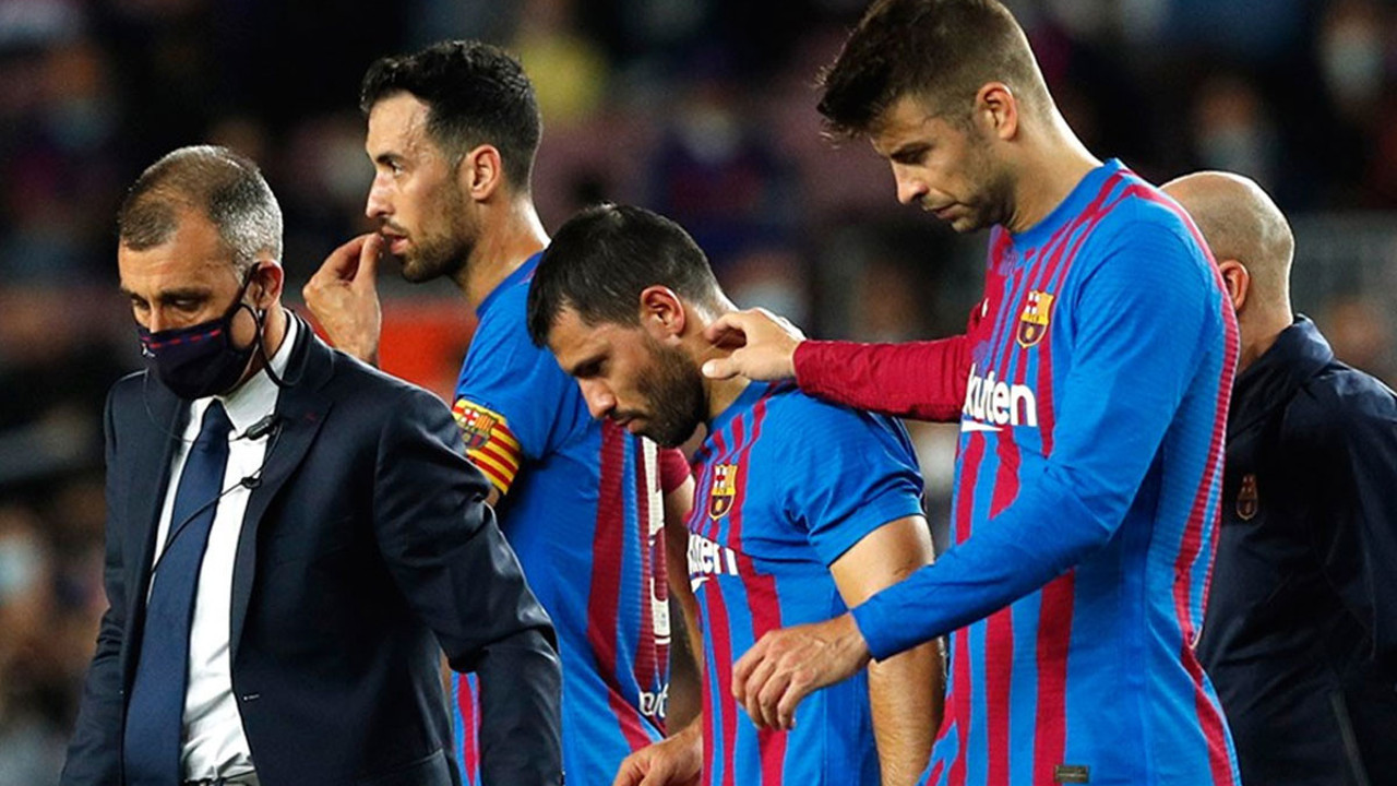 Barcelona'da yıldız oyuncu hastaneye kaldırıldı