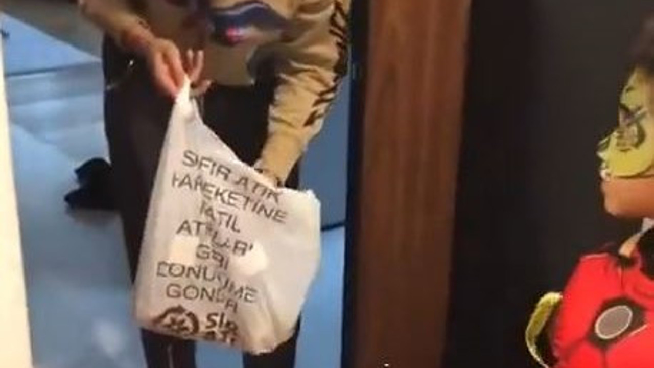 Ghezzal Atiba'nın çocukları Noah, Nava ve Ayo'ya çikolata dağıttı. Çok güzel hareketler bunlar