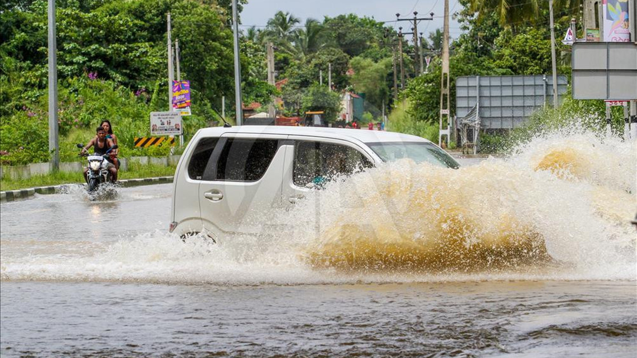 Sri Lanka'da şiddetli yağışlar 5 can aldı