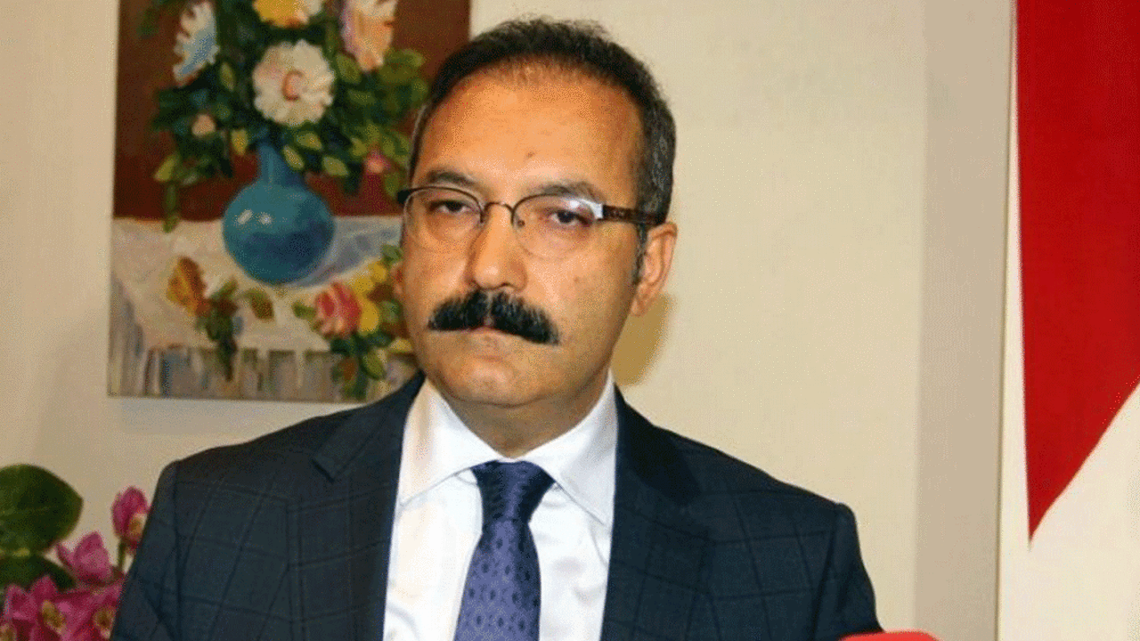 Rektör hesabı ödemeden gitmiş. Oğlunun düğününü bedavaya getirdi