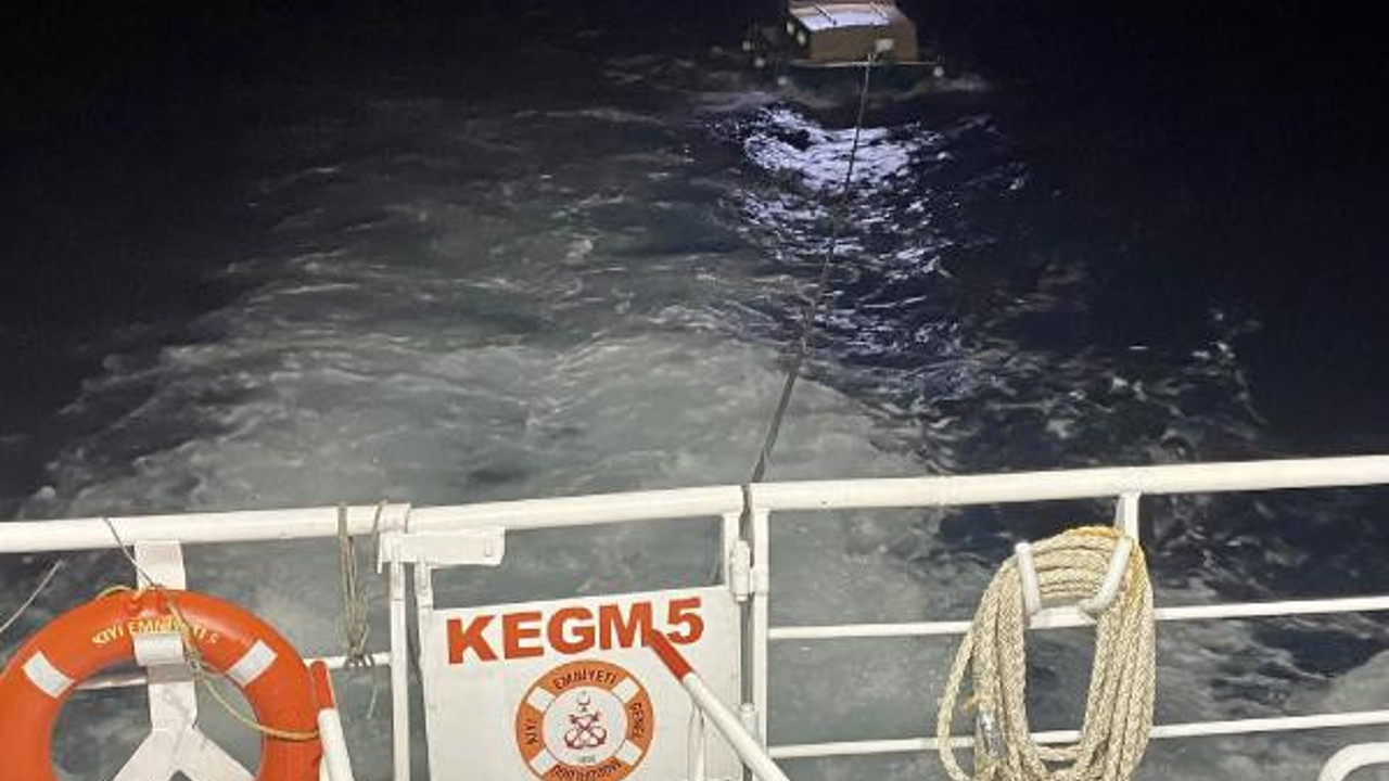 Beykoz açıklarında 2 tekne çarpıştı