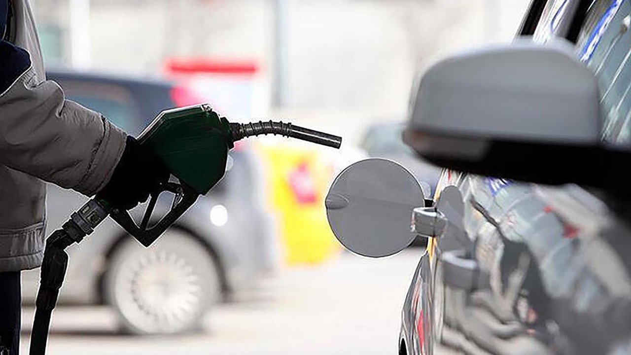 Akaryakıtta yeni dönem! Milyonlarca araç sahibini ilgilendiriyor