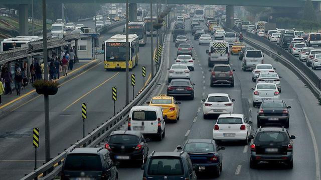 İstanbul'da bugün bazı yollar trafiğe kapatılacak (12 Kasım 2021)