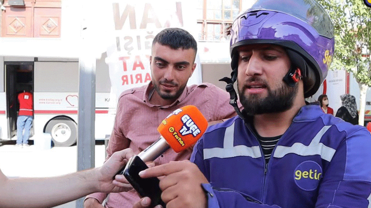 Çalışma şartlarına isyan eden kuryenin işten çıkarıldığı iddiası sosyal medyayı karıştırdı. Cem Seymen de isyan etti