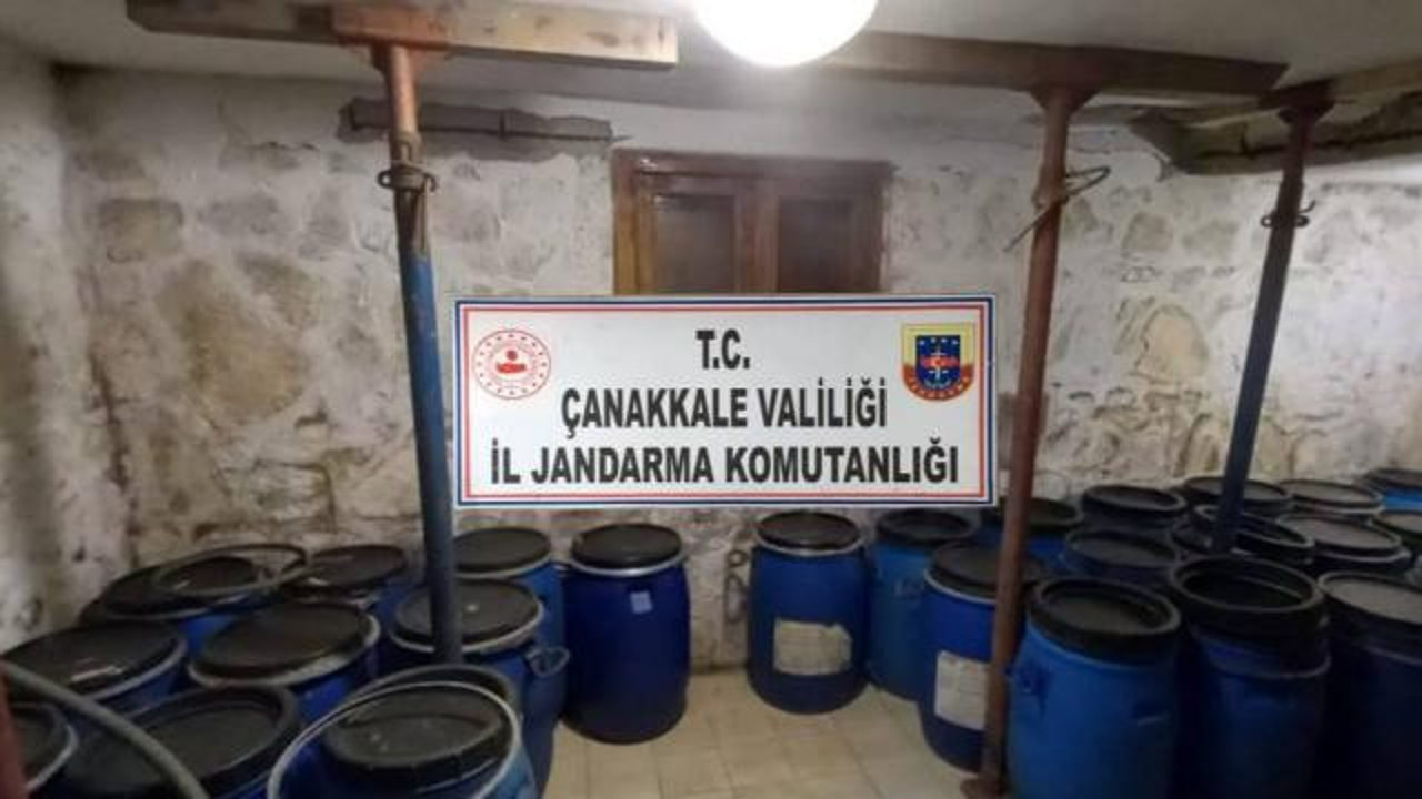 Çanakkale'de binlerce litre sahte içki ele geçirildi