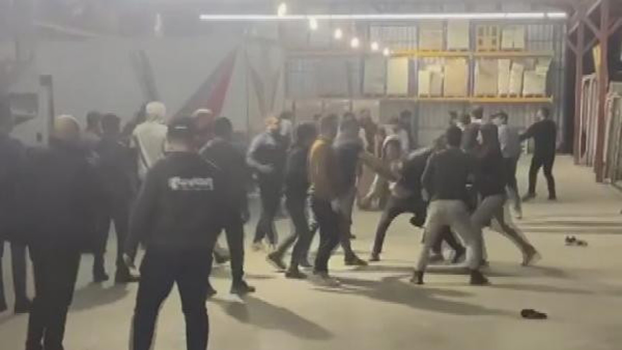 Yumruk ve tekmeli kavga