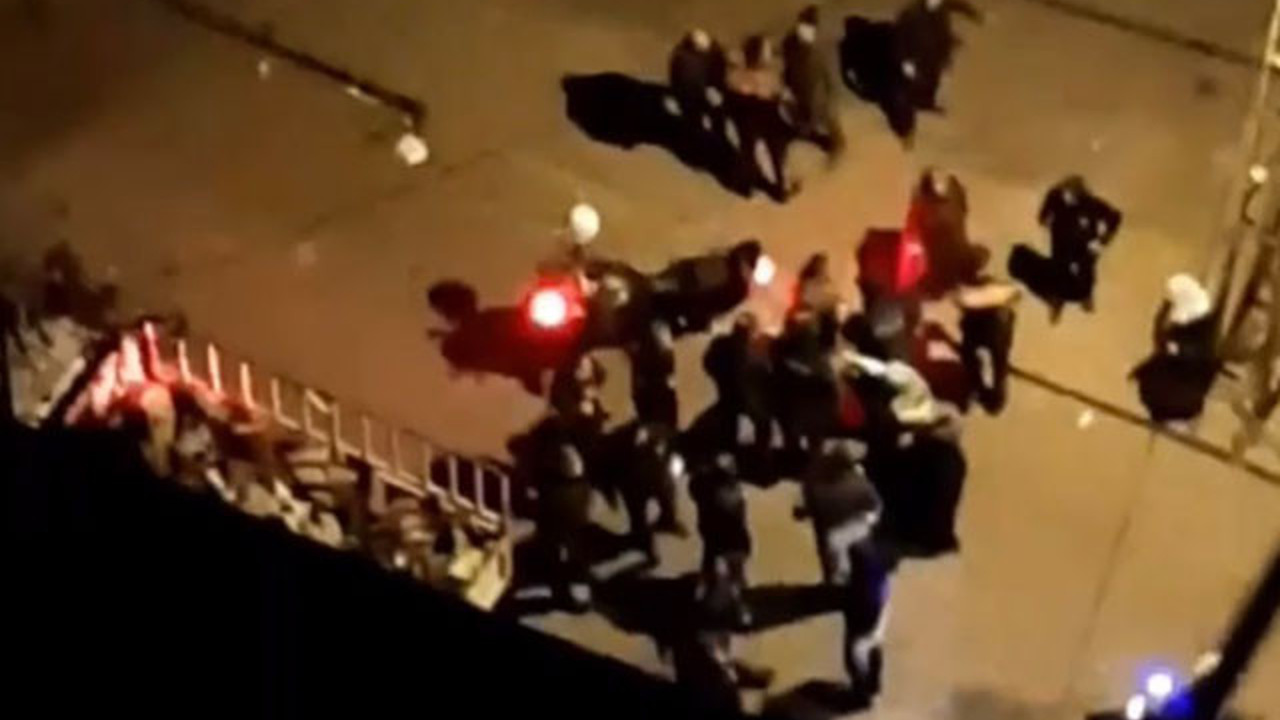 Pazarcılar ile hurdacılar arasında baltalı kavga: 4 yaralı