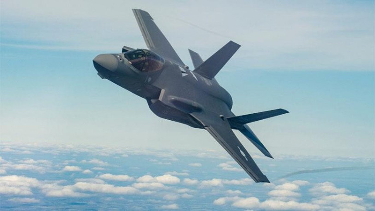 Akdeniz'e düşen F-35 için yarış: Rusya ele geçirmeden çıkarılacak